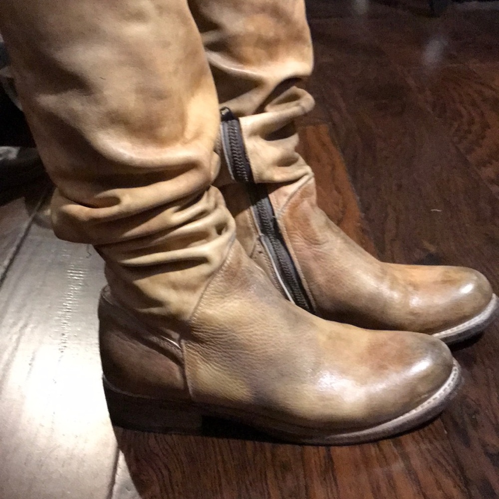 Bed Stu blonde slouchy distressed boots